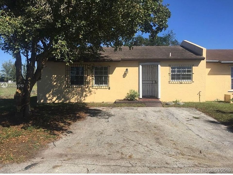 1st image of 3009 NW 204th Ter