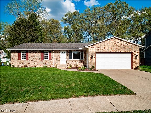 2nd image of 5719 Whispering Pines Pl