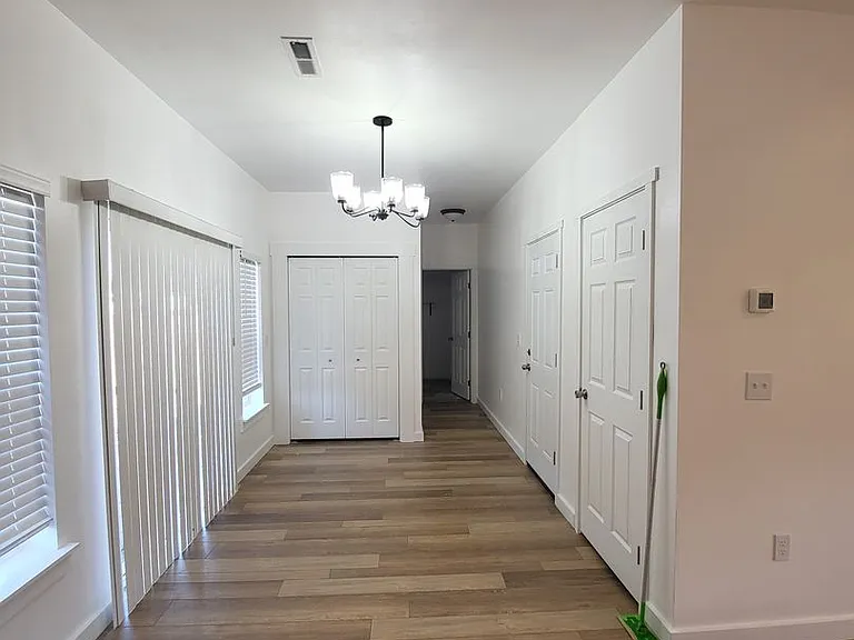 683 Bryden Ave — Photo 6