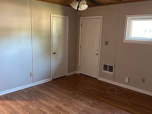 3rd image of 1402 Rison Ave NE #B