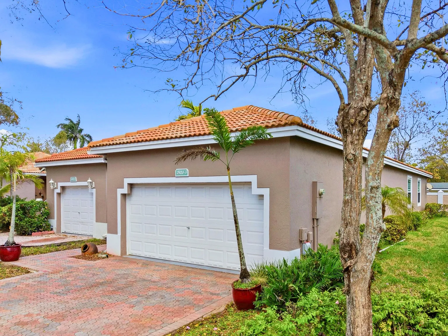 2 bed, 2.0 bath, 1320 sqft, $2,950 — Photo 1