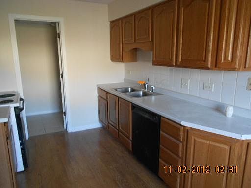 5th image of 125 W Willows Edge Ct #C