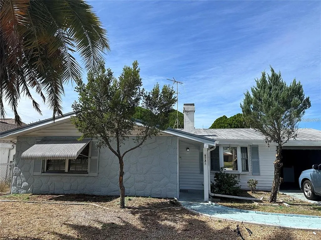 3 bed, 2.0 bath, 1246 sqft, $1,650 — Photo 4
