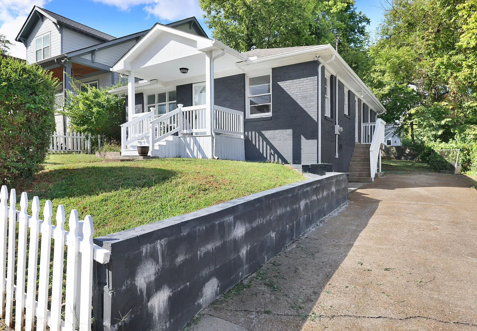 3 bed, 1310 sqft, $2,900 — Photo 2
