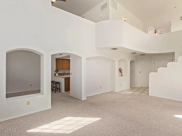237 N Ashbury Ln — Photo 3