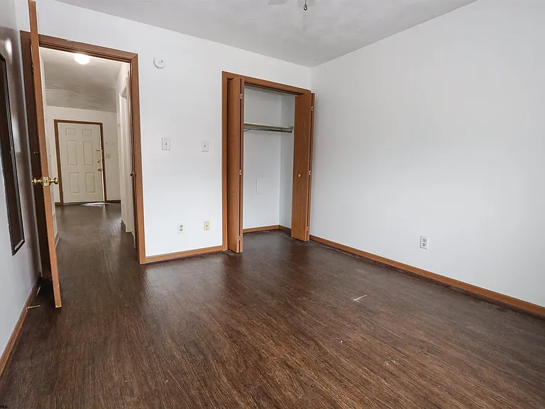 726 Beechurst Ave — Photo 19