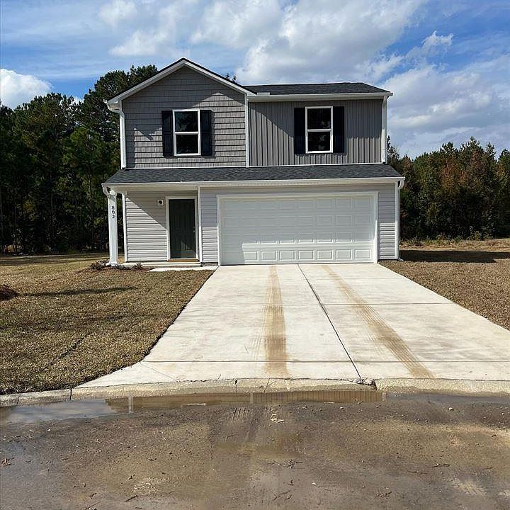1st image of 802 Twin Oaks Cir