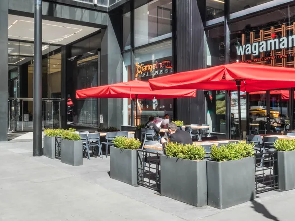 300 E. 39th Street image 38 of 48