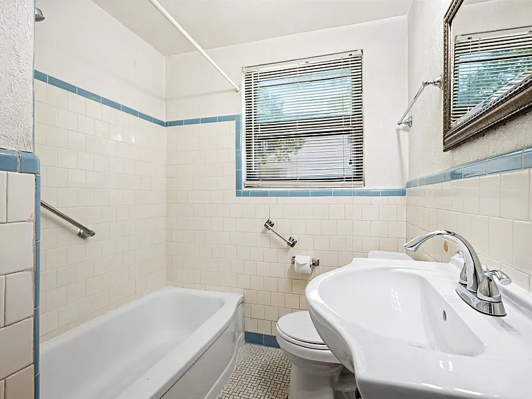 1401 Kirkwood Rd #A — Photo 17