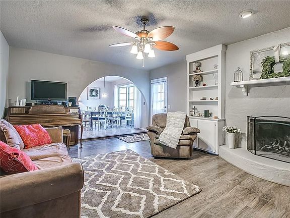 4th image of 11823 SE 128th St