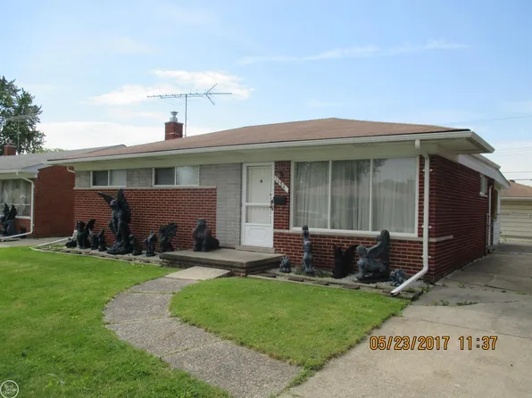16840 May Ave, Eastpointe, MI 48021
