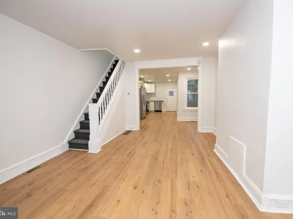 1021 N Pallas St, Philadelphia, PA 19104