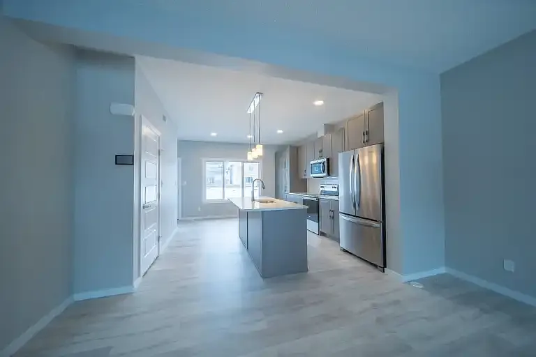 3 bed, 2.5 bath, 1400 sqft, $1,800 — Photo 3