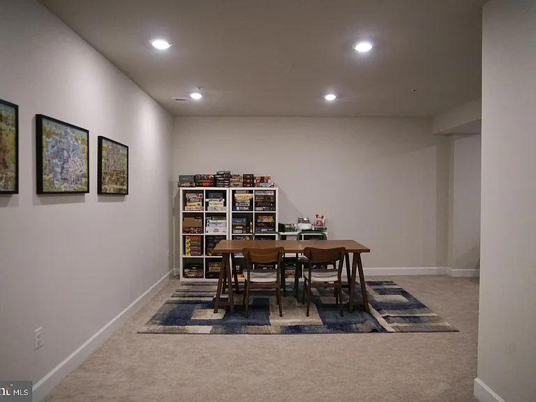 730 Quarry Point Rd — Photo 24