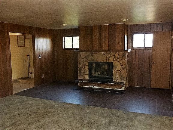 4th image of 8610 E South Riverway Ave
