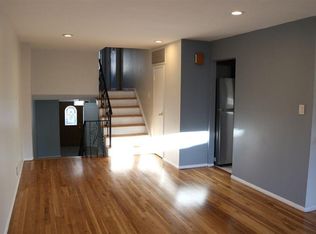 154 W 17th St, Bayonne, NJ 07002