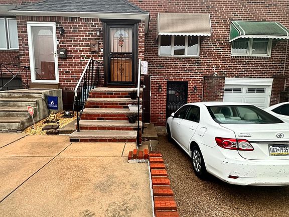 2nd image of 743 Stella Maris St