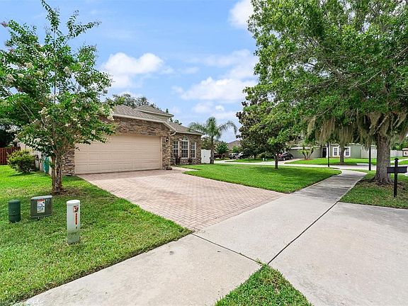 5th image of 769 HOME GROVE DRIVE