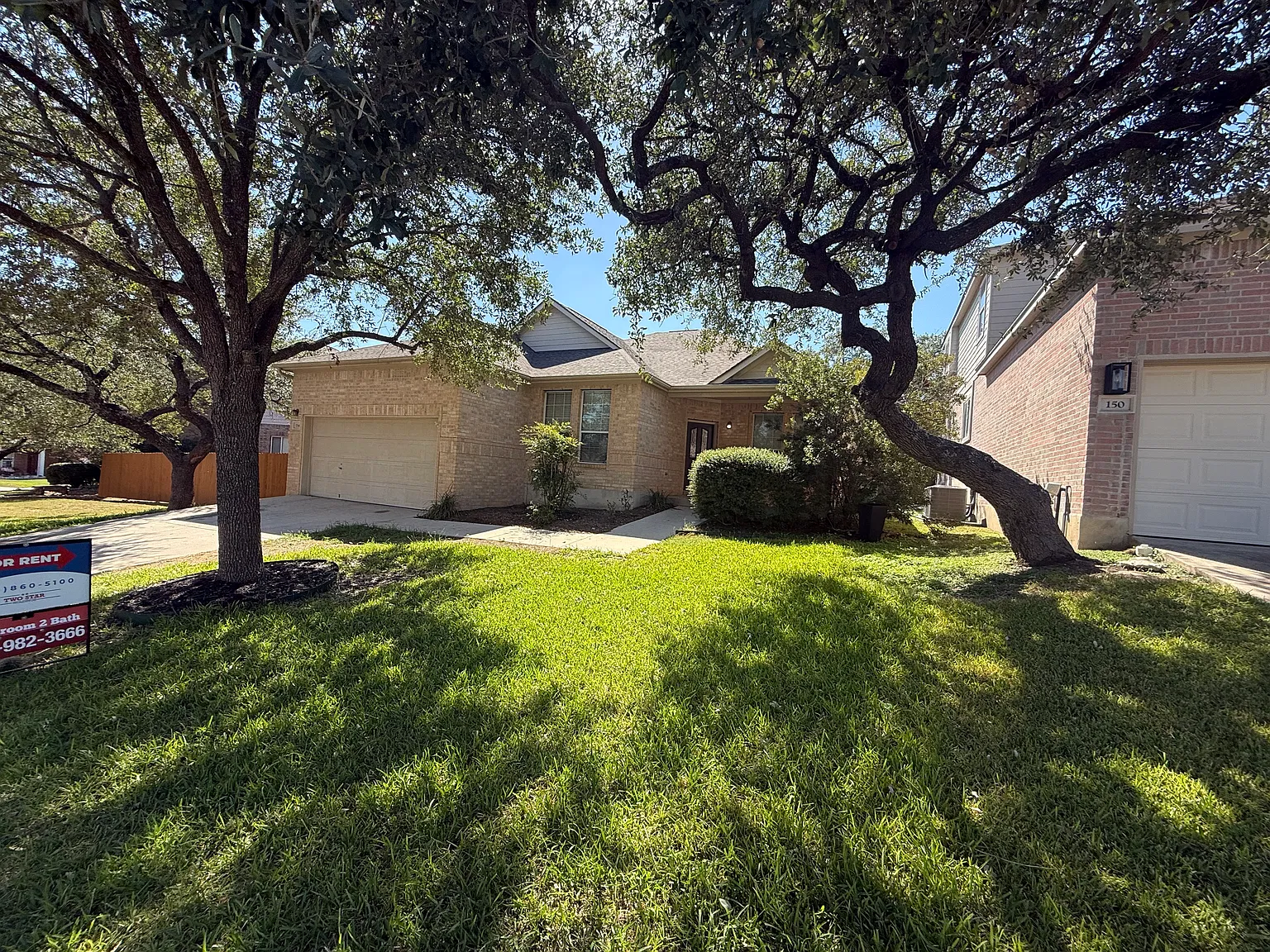3 bed, 1878 sqft, $2,195 — Photo 1