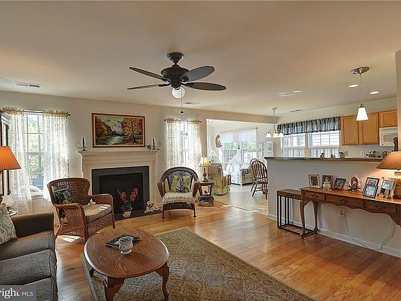 3rd image of 26346 Timbercreek Ln