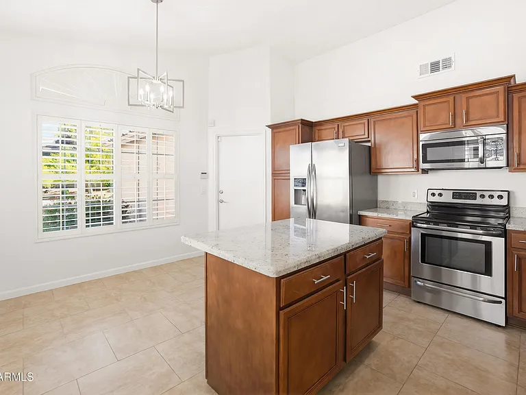 9321 E Caribbean Ln — Photo 9