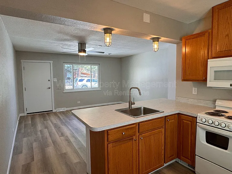 3455 N Jackson St — Photo 6