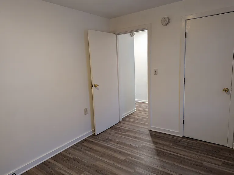 141 6th St #2 — Photo 12