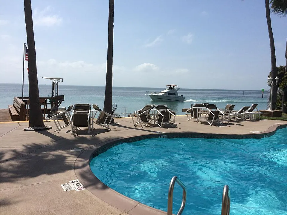 3113 Laguna Blvd #224