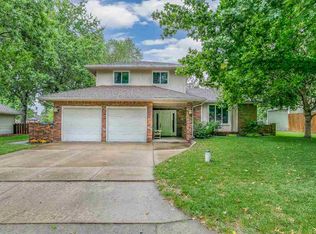 211 S Ceymarie Cir, Wichita, KS 67209