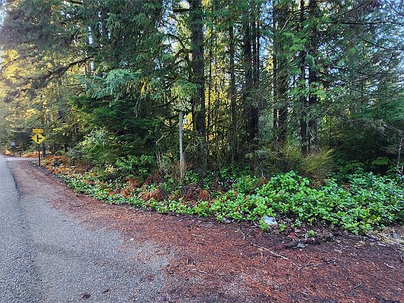 2nd image of 47103 State Route 530 NE
