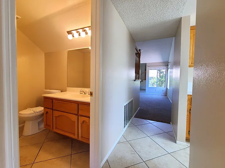 11768 Avalon Ave — Photo 7