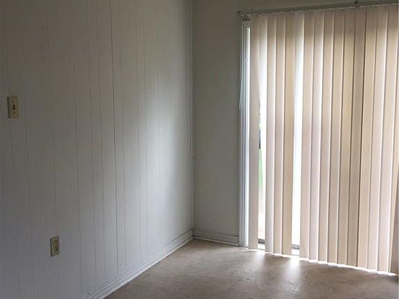5th image of 872 Cain Dr