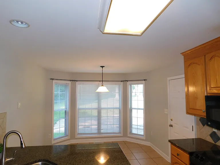 235 Harbor Landing Dr — Photo 6