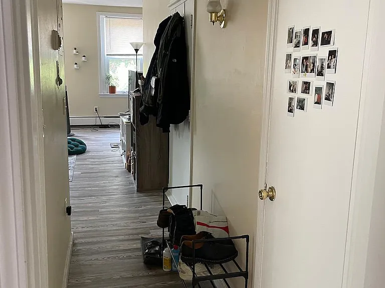 33 Clarendon St #1 — Photo 9