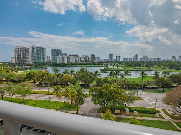 3625 N Country Club Dr APT 808, Aventura, FL 33180