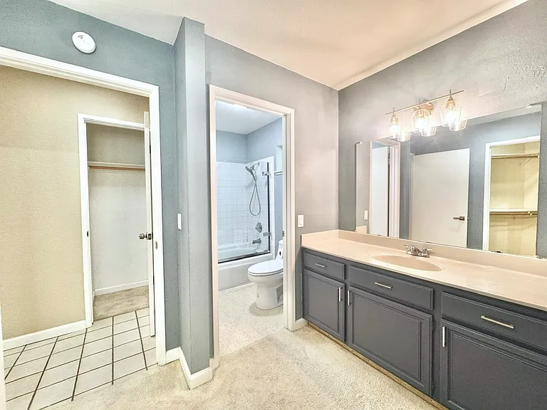 6436 Buena Vista Dr #B — Photo 34