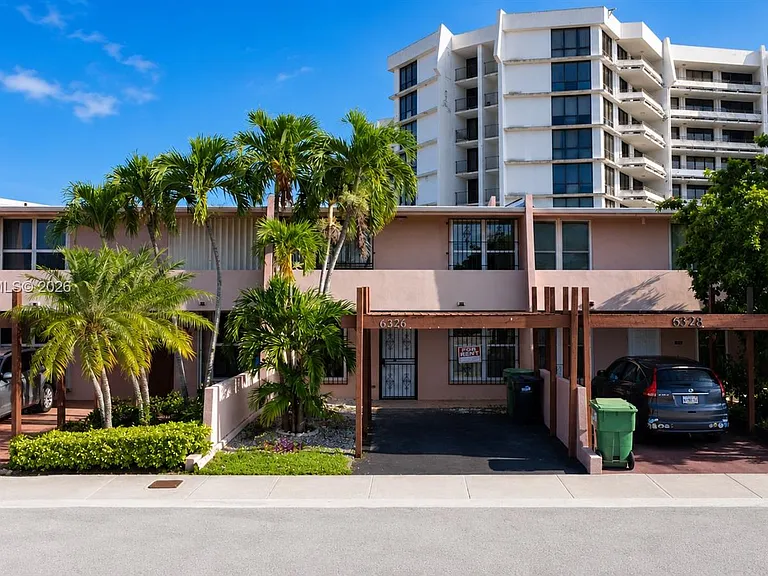 6326 SW 139th Ct #6326 — Photo 1