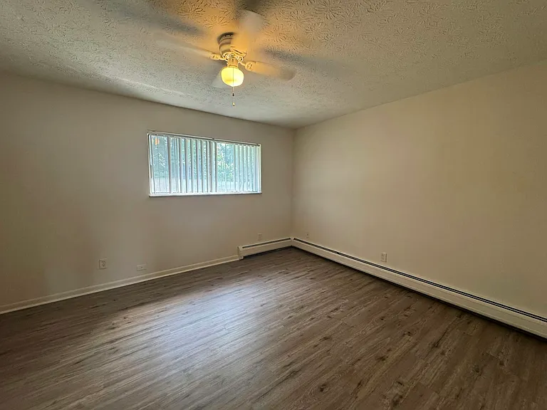 4438 Hamilton Ave #5 — Photo 7