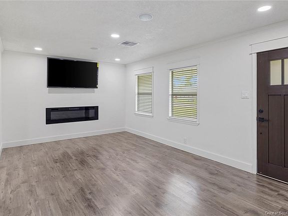 3rd image of 1518 20th St