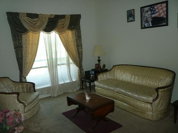 2nd image of 408 Charming Ave