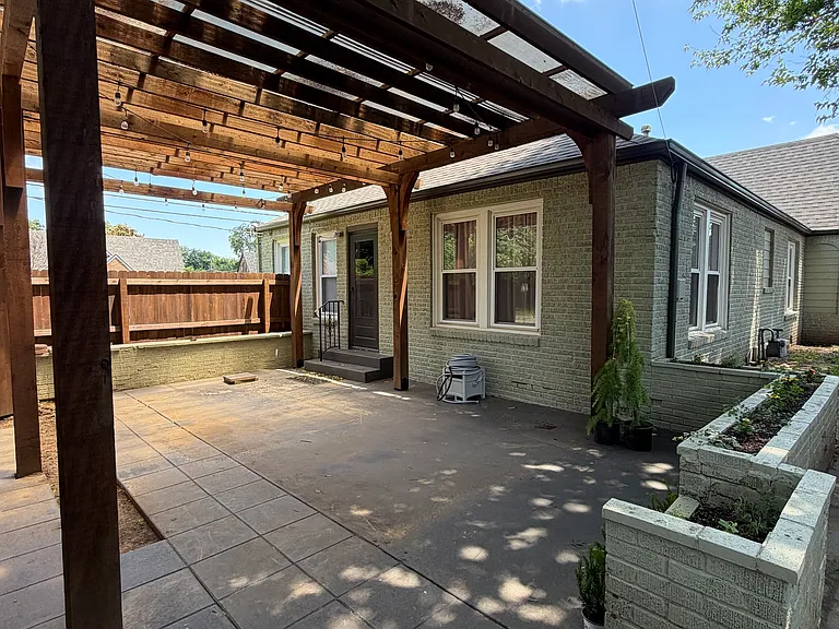 804 S Jamestown Ave — Photo 22