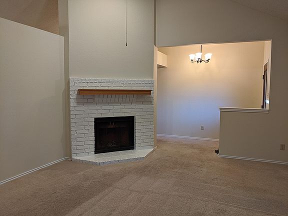 3rd image of 700 Ironwood Dr