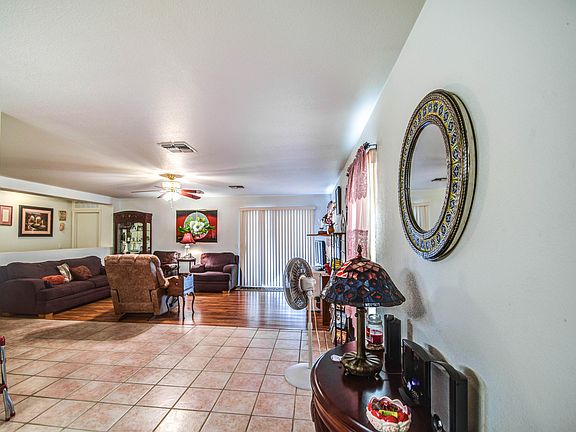4th image of 11543 W WINDROSE Avenue