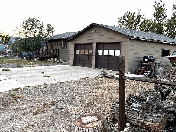 4th image of 148 6th Ave N