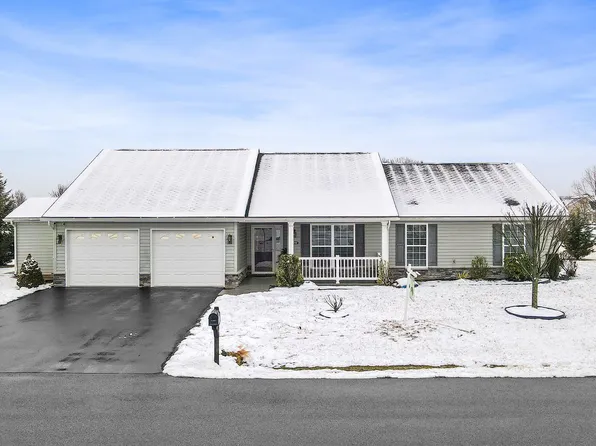 222 Balmoral Ln, Martinsburg, WV 25404