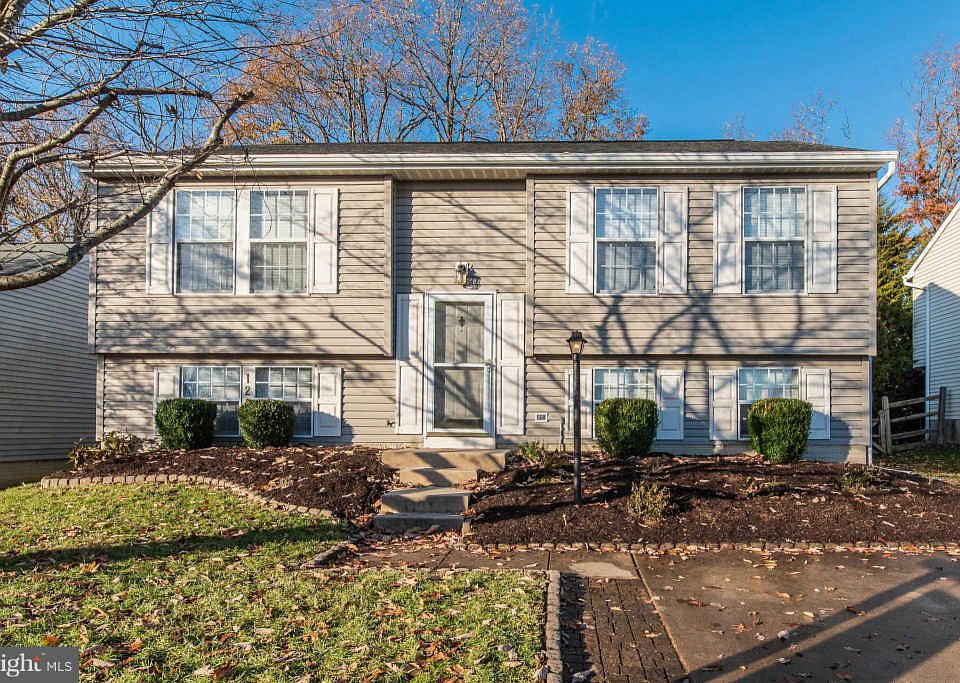 1st image of 1213 Magness Ct