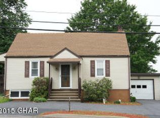 576 State Route 93 Hwy, Sugarloaf, PA 18249