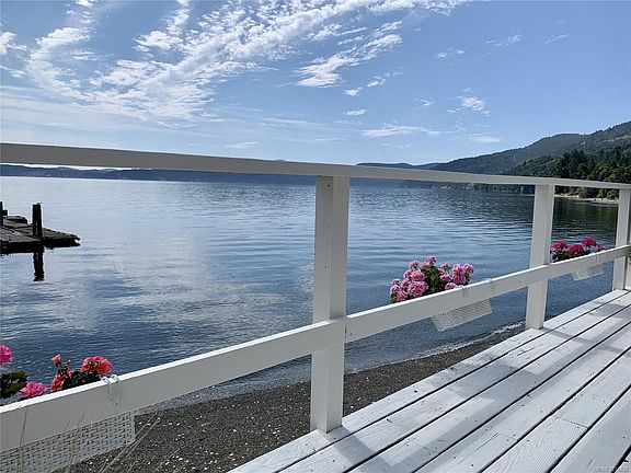 3rd image of 1723 Sandy Beach Rd #12