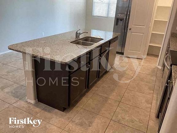 5th image of 30103 N Yucca Dr