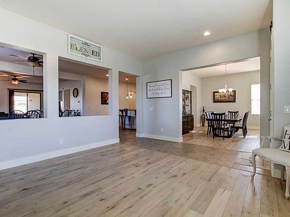 3rd image of 21006 E Misty Ln